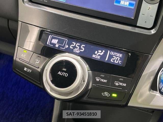 Toyota PRIUS ALPHA 2012-05 366791-6