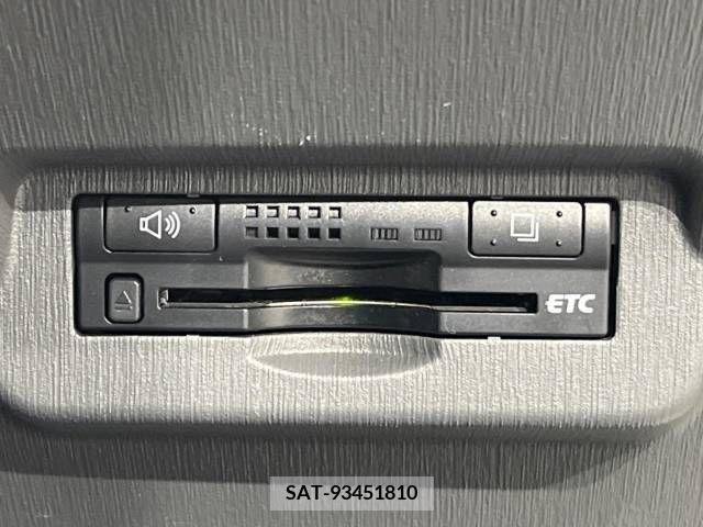 Toyota PRIUS ALPHA 2012-05 366791-3