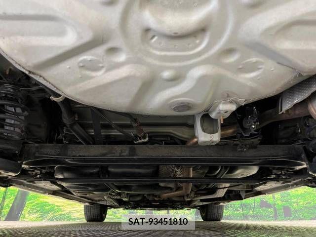 Toyota PRIUS ALPHA 2012-05 366791-19
