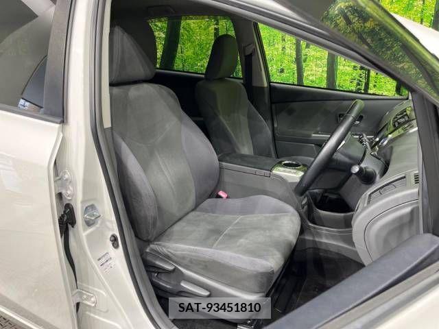 Toyota PRIUS ALPHA 2012-05 366791-8