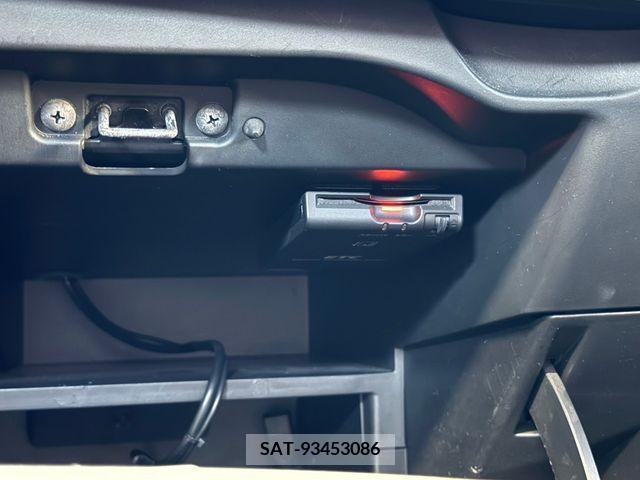 Nissan NOTE 2019-01 302282-19