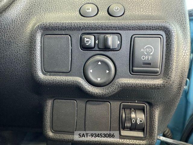 Nissan NOTE 2019-01 302282-15