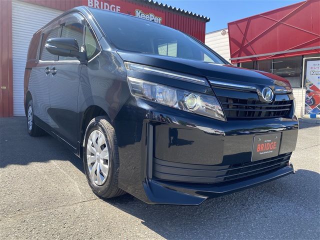 Toyota VOXY 2014-09 23222-8
