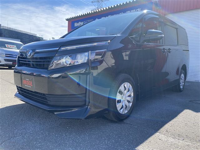 Toyota VOXY 2014-09 23222-2