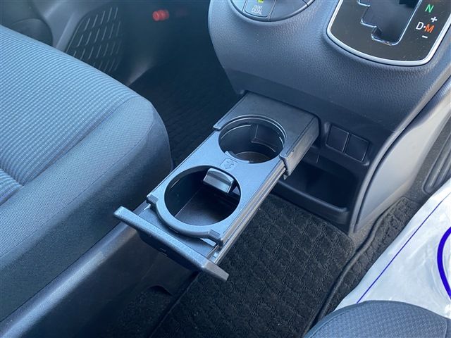 Toyota VOXY 2014-09 23222-29
