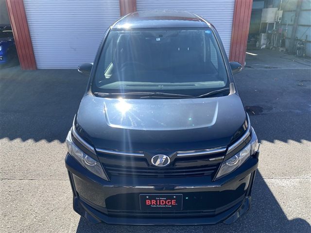 Toyota VOXY 2014-09 23222-9