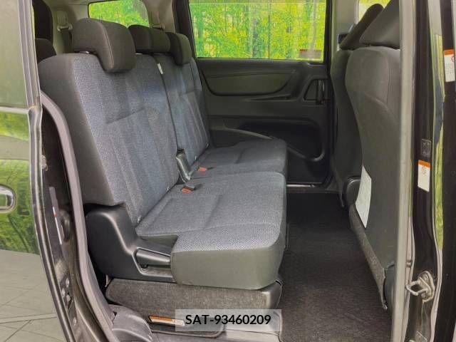 Toyota SIENTA 2015-12 218669-9
