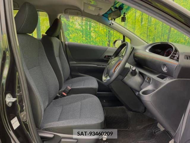 Toyota SIENTA 2015-12 218669-8