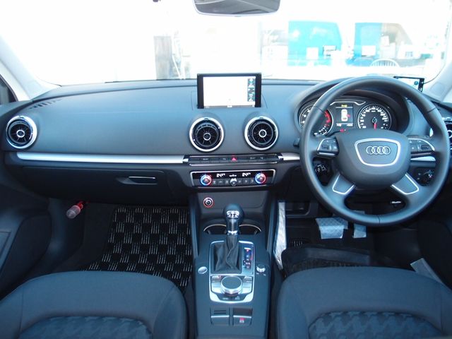 Audi A3 2016-05 4519-1