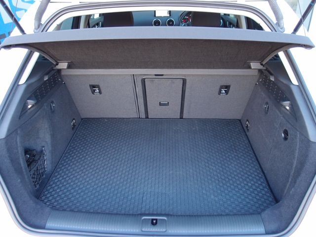 Audi A3 2016-05 4519-22