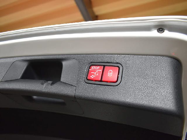 Mercedes Benz E-CLASS 2020-12 27113-20