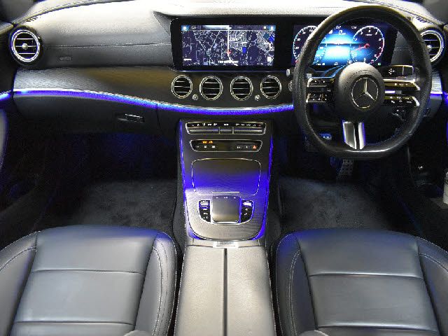 Mercedes Benz E-CLASS 2020-12 27113-1