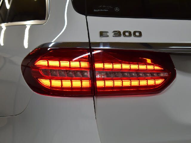 Mercedes Benz E-CLASS 2020-12 27113-26