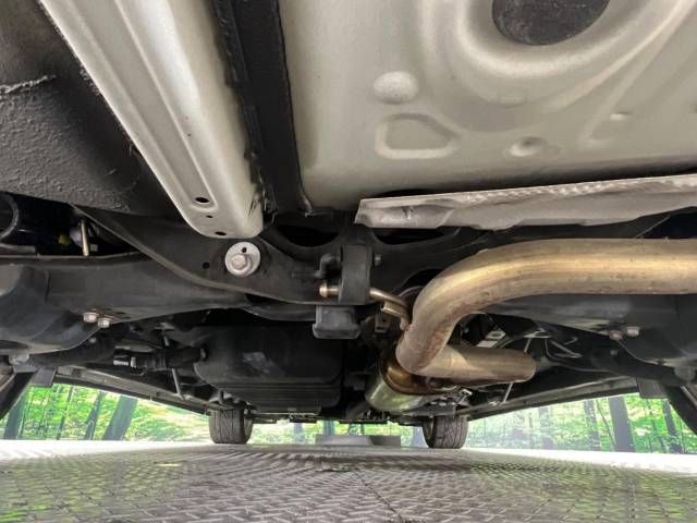 Toyota VELLFIRE 2017-06 196645-18