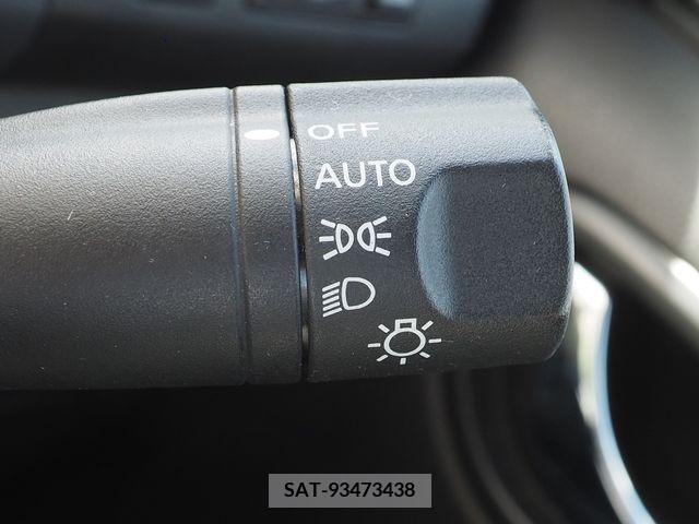 Nissan SERENA 2014-06 201283-7
