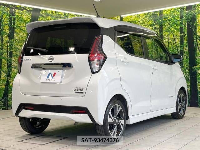 Nissan DAYZ 2020-01 323611-17
