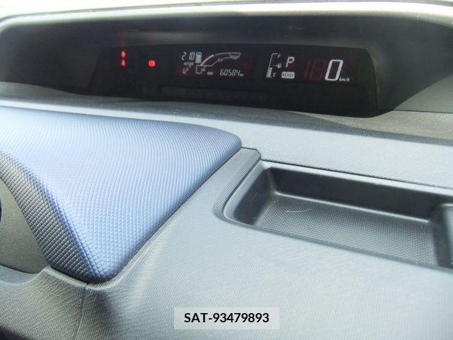Toyota AQUA 2017-03 314279-7