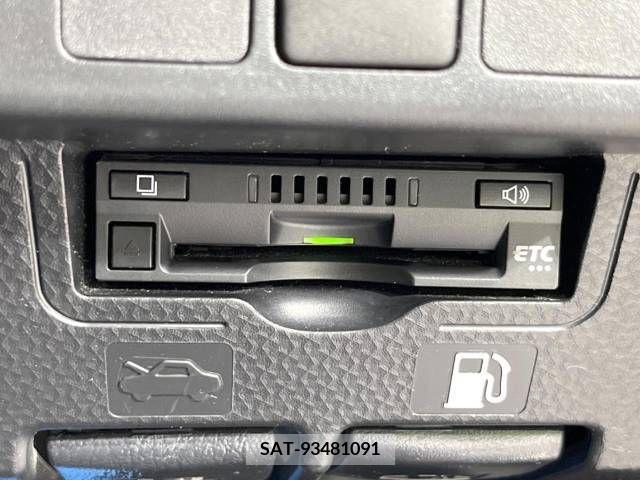 Toyota ROOMY 2021-05 331015-7