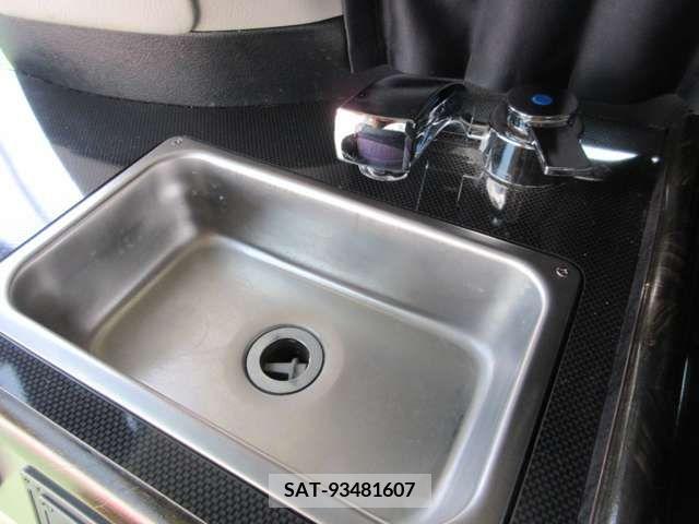 Toyota VELLFIRE 2016-02 233481-14