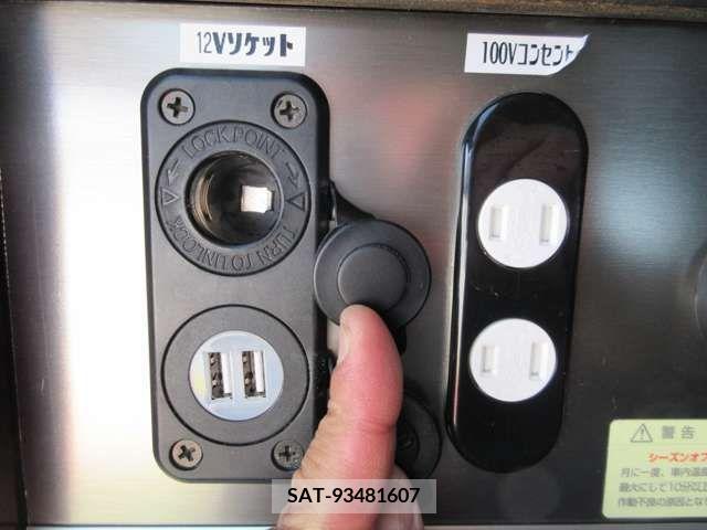 Toyota VELLFIRE 2016-02 233481-17