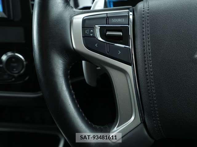 Mitsubishi OUTLANDER PHEV 2015-09 329612-14