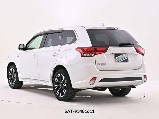 Mitsubishi OUTLANDER PHEV 2015-09 329612-19