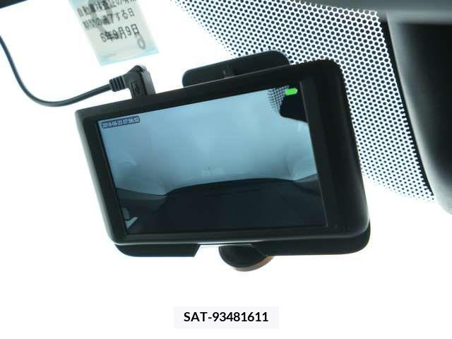 Mitsubishi OUTLANDER PHEV 2015-09 329612-12