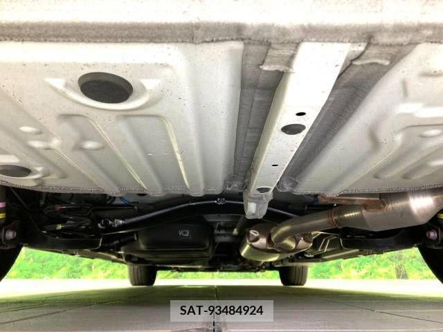 Toyota NOAH 2022-11 380587-19