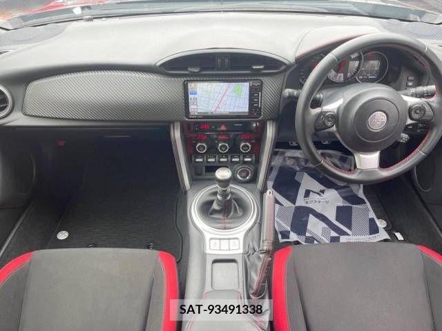 Toyota 86 2020-02 268608-1
