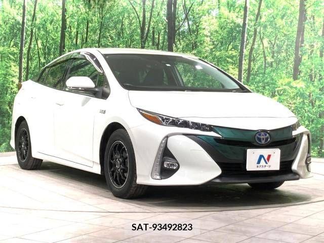 Toyota PRIUS PHV 2018-01 223241-16