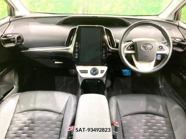 Toyota PRIUS PHV 2018-01 223241-1