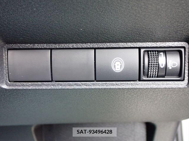 Nissan NOTE 2023-01 330347-9