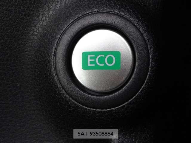 Nissan NOTE 2014-02 302336-17