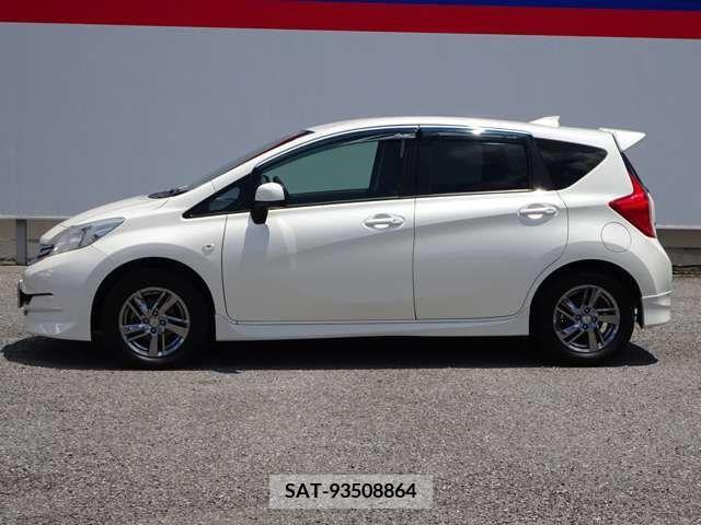 Nissan NOTE 2014-02 302336-2