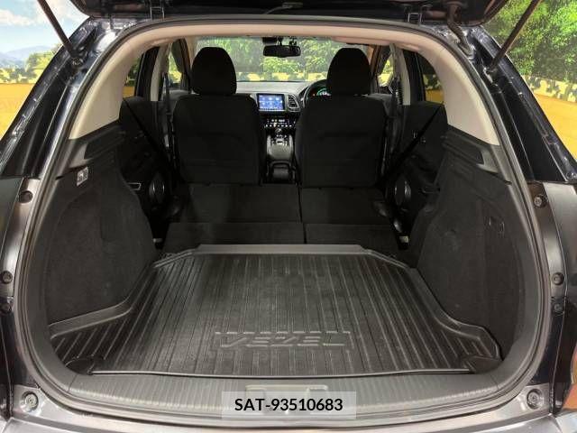 Honda VEZEL 2017-12 370077-10