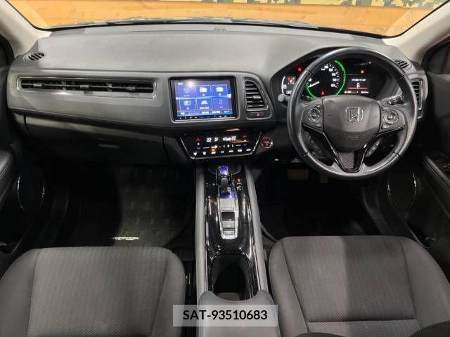 Honda VEZEL 2017-12 370077-1
