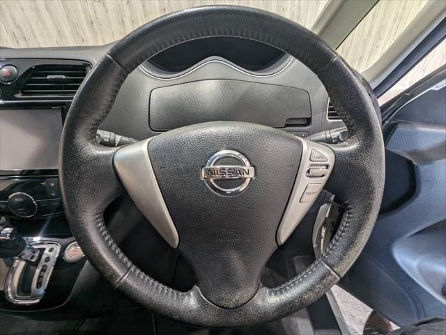 Nissan SERENA 2014-01 180953-26