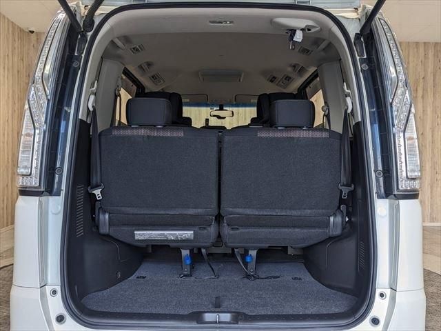 Nissan SERENA 2014-01 180953-25