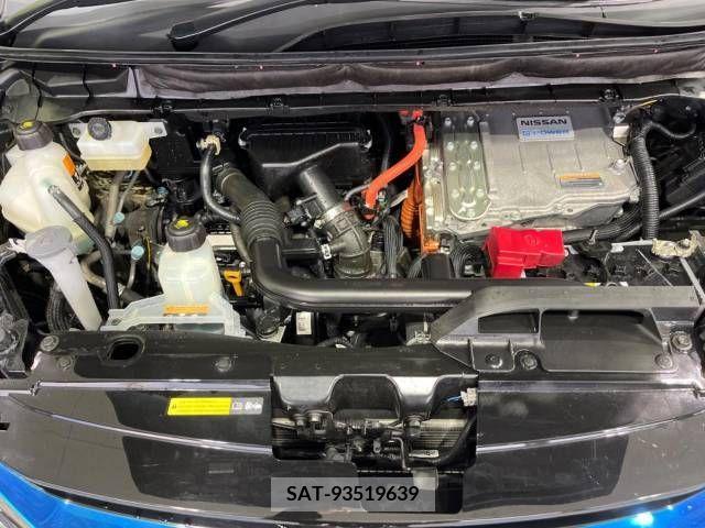 Nissan SERENA 2018-10 215931-18