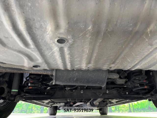 Nissan SERENA 2018-10 215931-19
