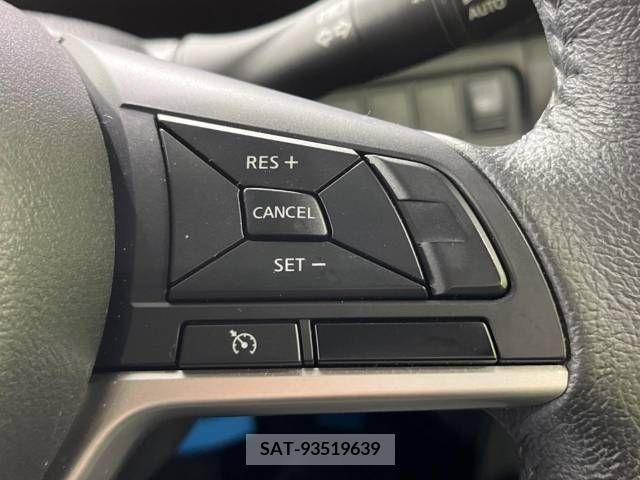 Nissan SERENA 2018-10 215931-7