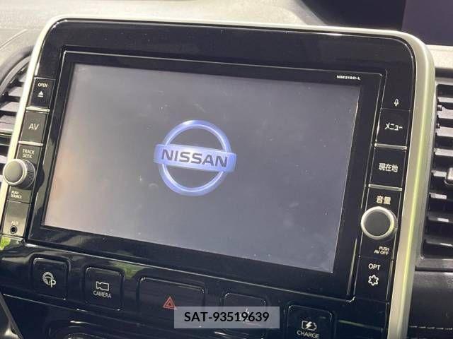 Nissan SERENA 2018-10 215931-2