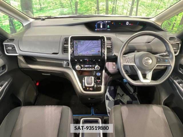 Nissan SERENA 2018-04 367651-1