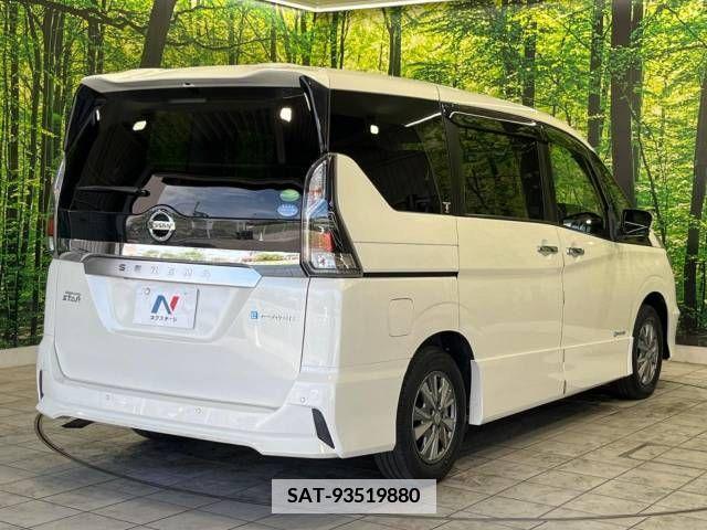 Nissan SERENA 2018-04 367651-18