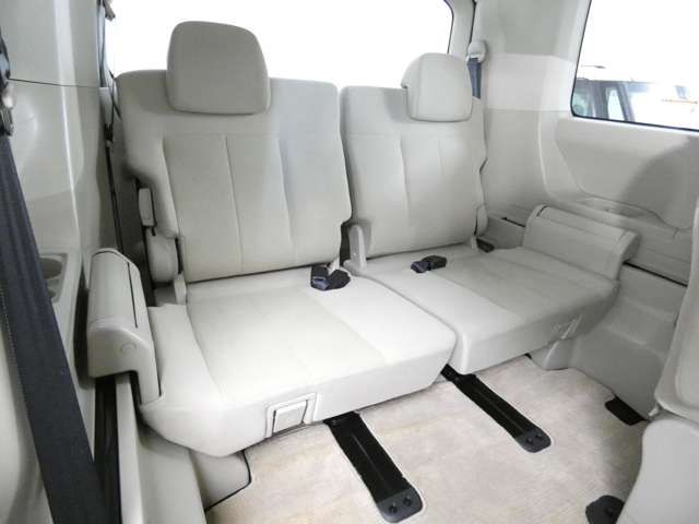 Mitsubishi DELICA D5 2016-03 180876-10