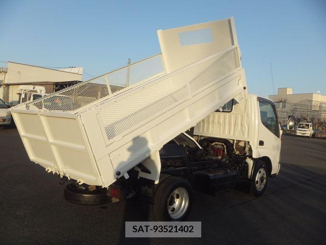 Hino DUTRO 2000-04 202039-6