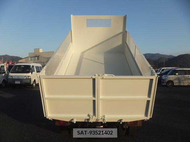 Hino DUTRO 2000-04 202039-7