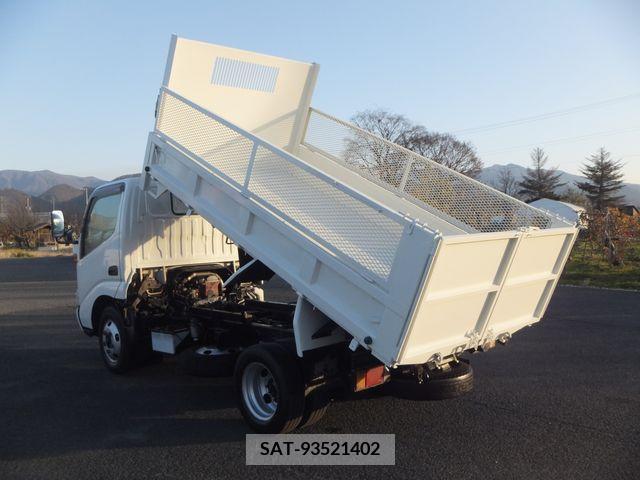 Hino DUTRO 2000-04 202039-8