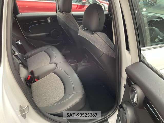 Bmw MINI 2023-04 277281-18