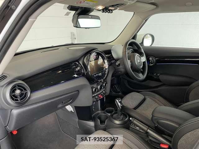 Bmw MINI 2023-04 277281-15